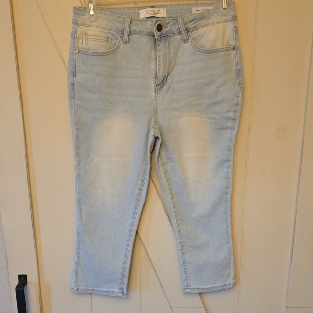 Judy Blues Skinny Fit Capri Size 9/29